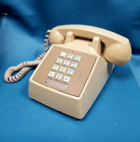 Vtg comdial beige tan - vtg, 1977